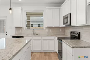 8119 Timber Holw Ln, Temple, TX 76502 - Photo 14