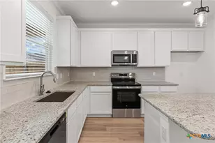 8119 Timber Holw Ln, Temple, TX 76502 - Photo 16