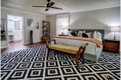 4703 Laguna Ln, Austin, TX 78746 - Photo 14