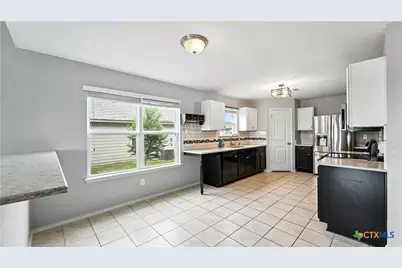 912 Bexley Drive, Seguin, TX 78155 - Photo 12