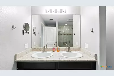 912 Bexley Drive, Seguin, TX 78155 - Photo 20