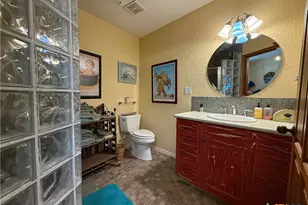 430 N Blackburn Ave, Port Lavaca, TX 77979 - Photo 14