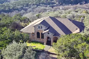 5310 River Oaks Dr, New Braunfels, TX 78132 - Photo 2
