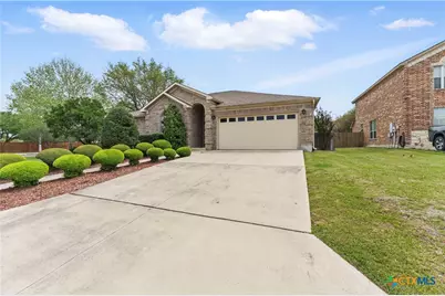 1711 Kelly Court, New Braunfels, TX 78130 - Photo 2