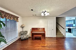 209 Westbrook Dr, Victoria, TX 77904 - Photo 12