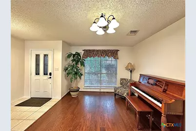 209 Westbrook Drive, Victoria, TX 77904 - Photo 10