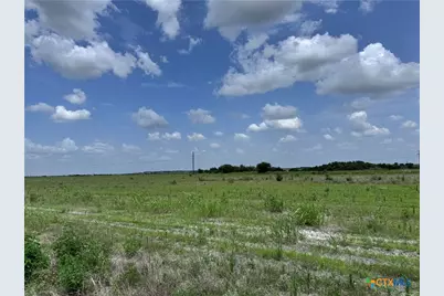 35 Ih, Jarrell, TX 76537 - Photo 4