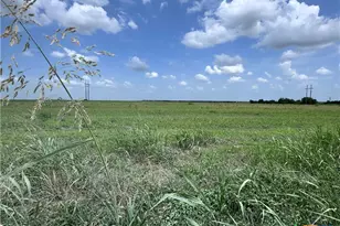 35 Ih, Jarrell, TX 76537 - Photo 22