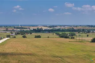 35 Ih, Jarrell, TX 76537 - Photo 6