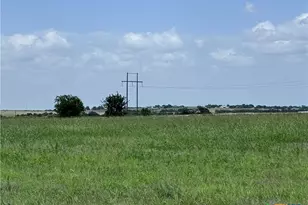 35 Ih, Jarrell, TX 76537 - Photo 32