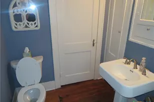 206 S Allen, Edna, TX 77957 - Photo 30