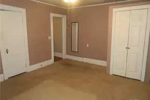 206 S Allen, Edna, TX 77957 - Photo 32