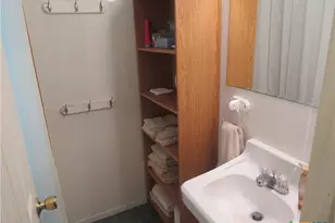 206 S Allen, Edna, TX 77957 - Photo 12