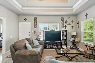 911-913 E Seideman St, Seguin, TX 78155 - Photo 22