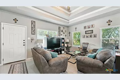 911-913 E Seideman Street, Seguin, TX 78155 - Photo 24