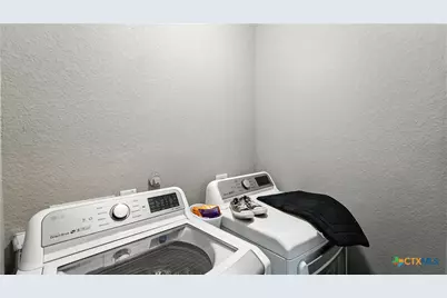 911-913 E Seideman Street, Seguin, TX 78155 - Photo 40