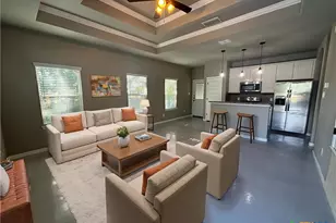 911-913 E Seideman St, Seguin, TX 78155 - Photo 20