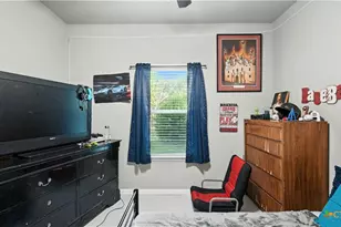 911-913 E Seideman St, Seguin, TX 78155 - Photo 36