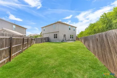 609 Community Drive, New Braunfels, TX 78132 - Photo 32