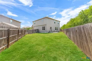 609 Community Dr, New Braunfels, TX 78132 - Photo 32