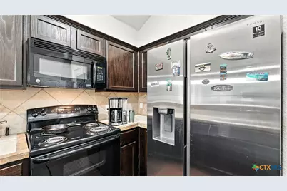 557 Creekside Circle, New Braunfels, TX 78130 - Photo 8