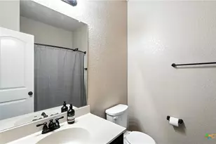 557 Creekside Cir, New Braunfels, TX 78130 - Photo 34