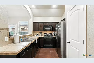 557 Creekside Circle, New Braunfels, TX 78130 - Photo 14