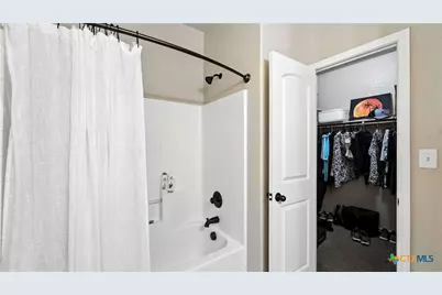 557 Creekside Circle, New Braunfels, TX 78130 - Photo 40