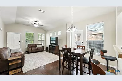 557 Creekside Circle, New Braunfels, TX 78130 - Photo 16