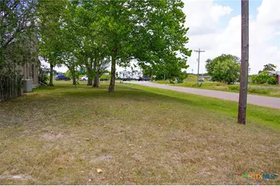 1400 Fm 609, Flatonia, TX 78941 - Photo 22