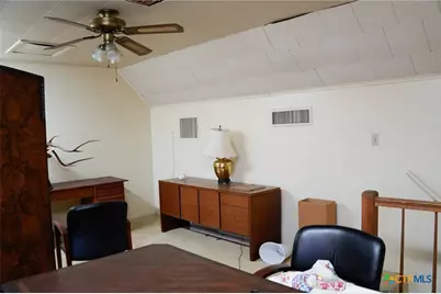 1400 Fm 609, Flatonia, TX 78941 - Photo 14