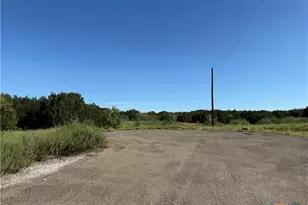 58 Longview Dr, Lampasas, TX 76550 - Photo 6