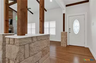 3330 Charleston Ln, Cibolo, TX 78108 - Photo 4