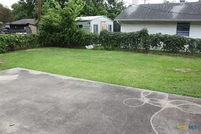 1610 Bexar Avenue, Victoria, TX 77901 - Photo 28