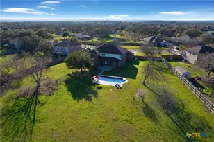 203 Bella Vista Cir, Kyle, TX 78640 - Photo 6