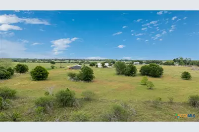 592 Dagg, Yoakum, TX 77995 - Photo 28