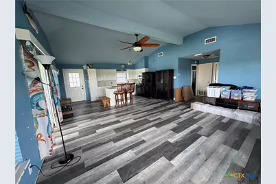 303 E Bay Avenue, Seadrift, TX 77983 - Photo 14