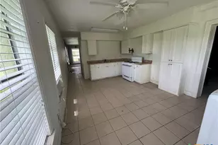 303 E Bay Ave, Seadrift, TX 77983 - Photo 28