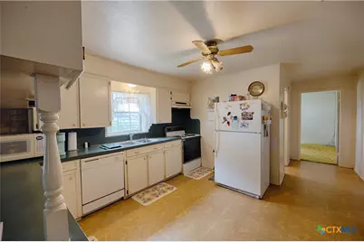 4361 US Highway 77, Hallettsville, TX 77964 - Photo 20