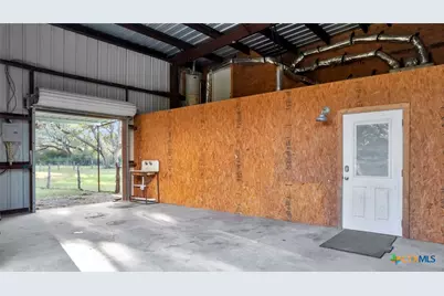 2133 County Road 125, Edna, TX 77957 - Photo 22
