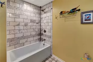 2133 Co Rd 125, Edna, TX 77957 - Photo 14