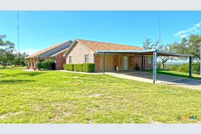 729 Armadillo Lane, Copperas Cove, TX 76522 - Photo 2