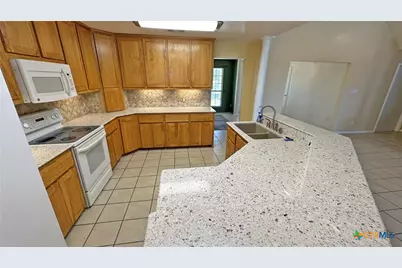 729 Armadillo Lane, Copperas Cove, TX 76522 - Photo 6