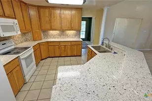 729 Armadillo Ln, Copperas Cove, TX 76522 - Photo 6