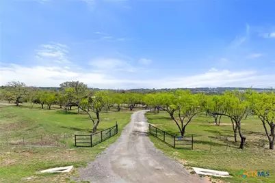 10900 Ranch Road 1323, Johnson City, TX 78636 - Photo 4