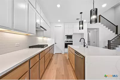 8616 Peristyle Drive, Austin, TX 78744 - Photo 6