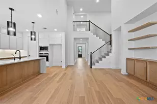 8616 Peristyle Dr, Austin, TX 78744 - Photo 10