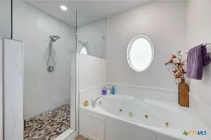 406 Cascades Dr, Rockport, TX 78382 - Photo 24