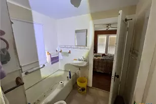 304 W Burnett, Calvert, TX 77837 - Photo 10