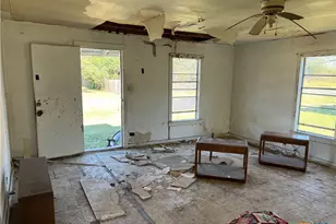 304 W Burnett, Calvert, TX 77837 - Photo 16